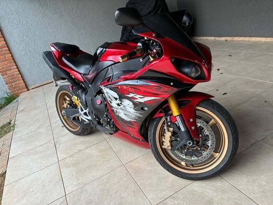 YAMAHA YZF R1 